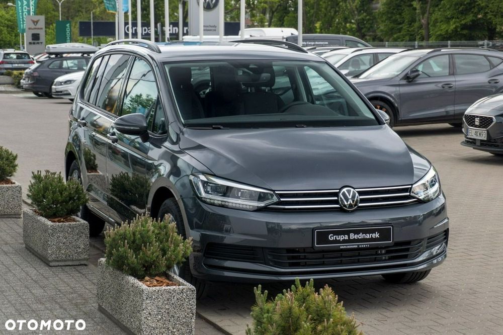 Volkswagen Touran - 6