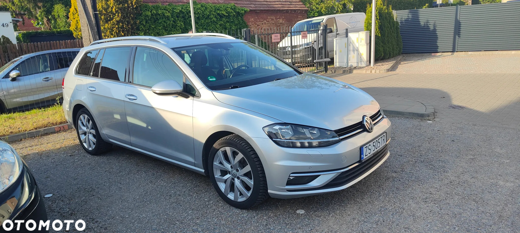 Volkswagen Golf VII 2.0 TDI BMT Highline DSG - 2