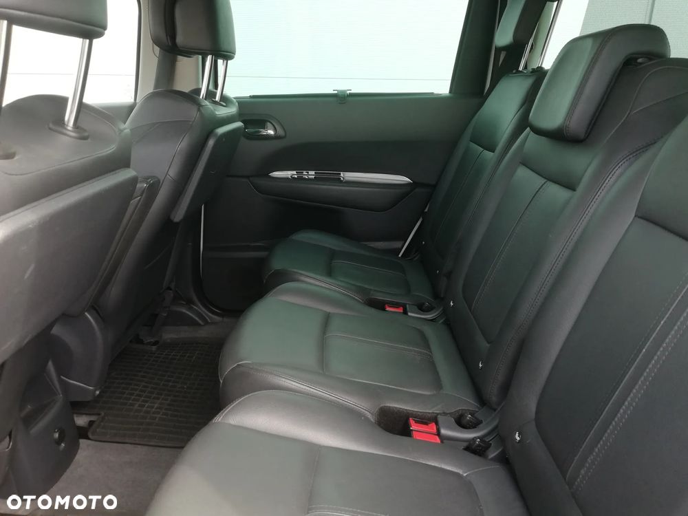 Peugeot 5008 - 15