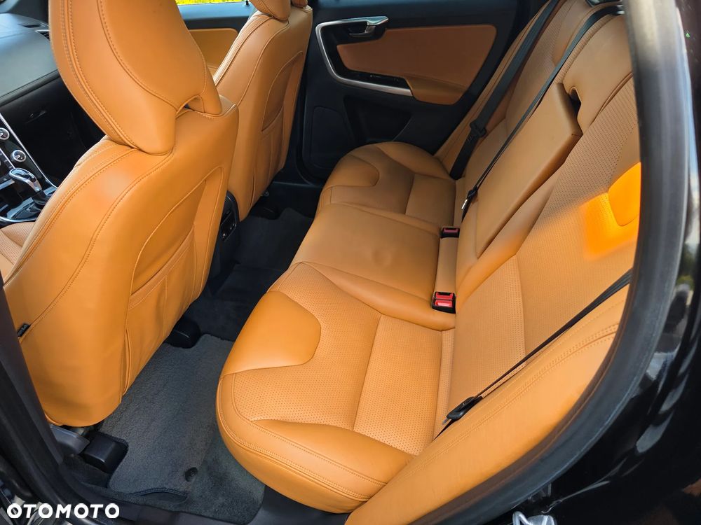 Volvo XC 60 D4 Geartronic Summum - 19