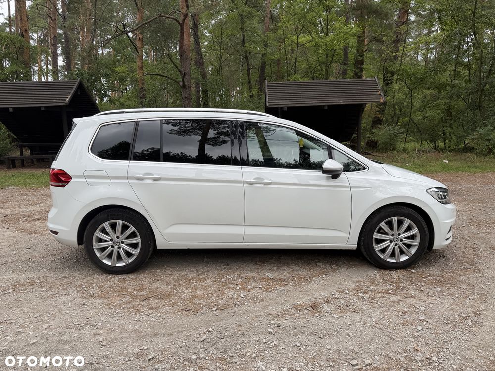 Volkswagen Touran - 5