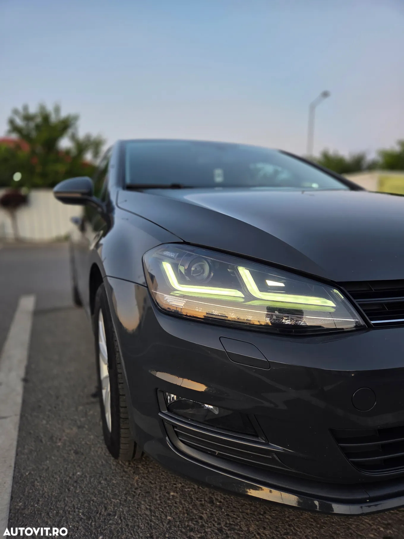 Volkswagen Golf 1.2 TSI BMT Comfortline - 9