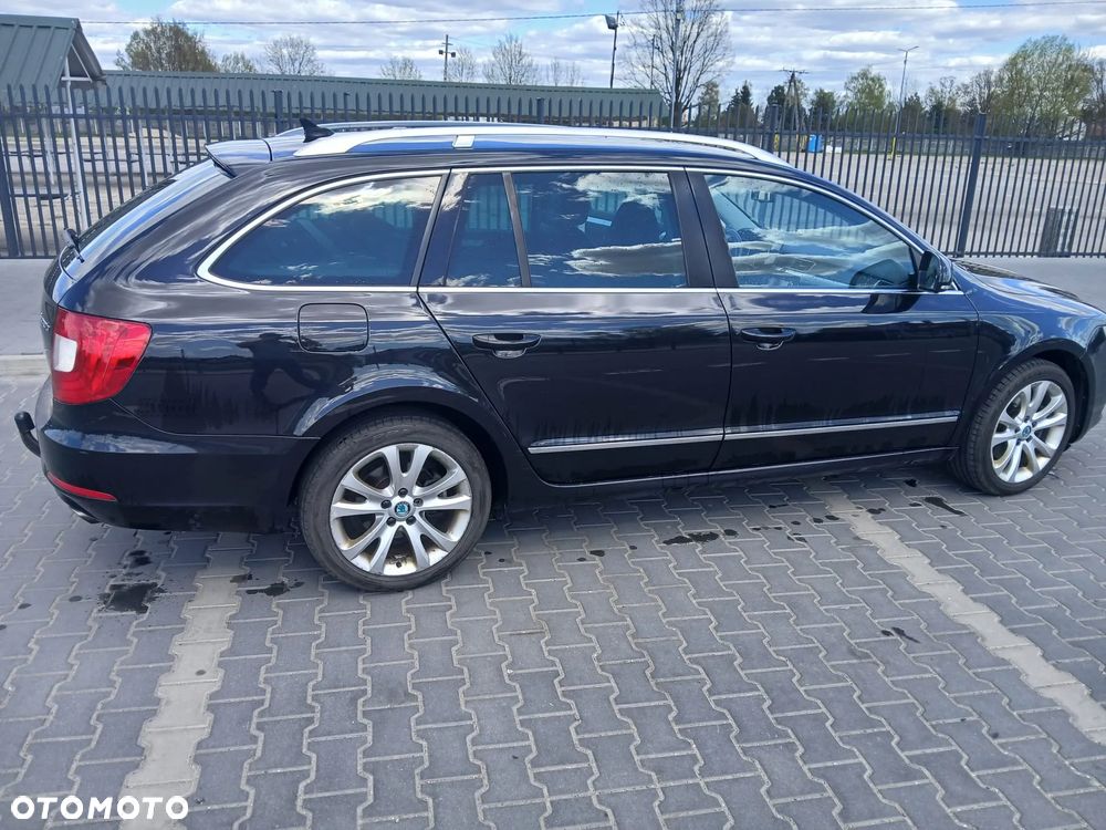 Skoda Superb 2.0 TSI Active DSG - 3