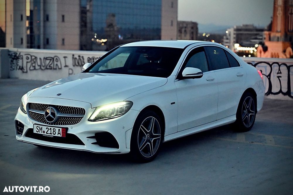 Mercedes-Benz C 300 e 4MATIC Aut. - 1