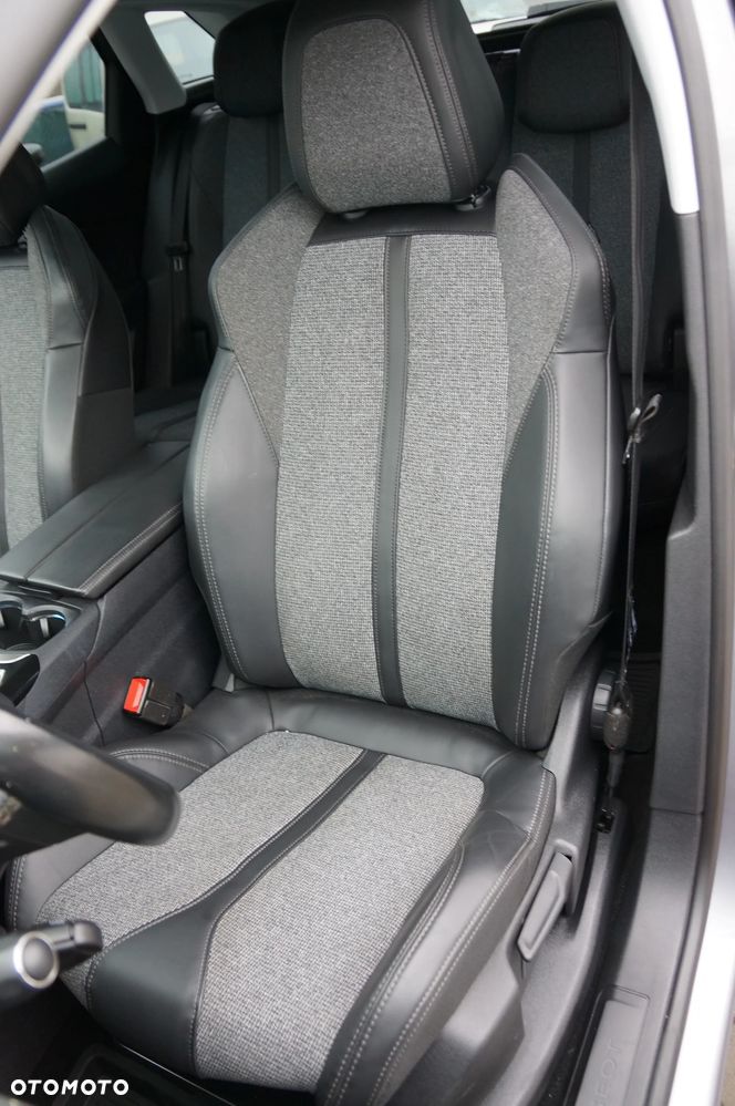 Peugeot 3008 2.0 HDi Active - 23