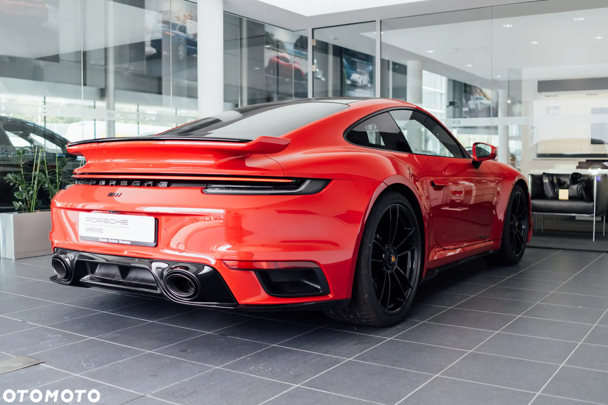 Porsche 911 Turbo S - 12