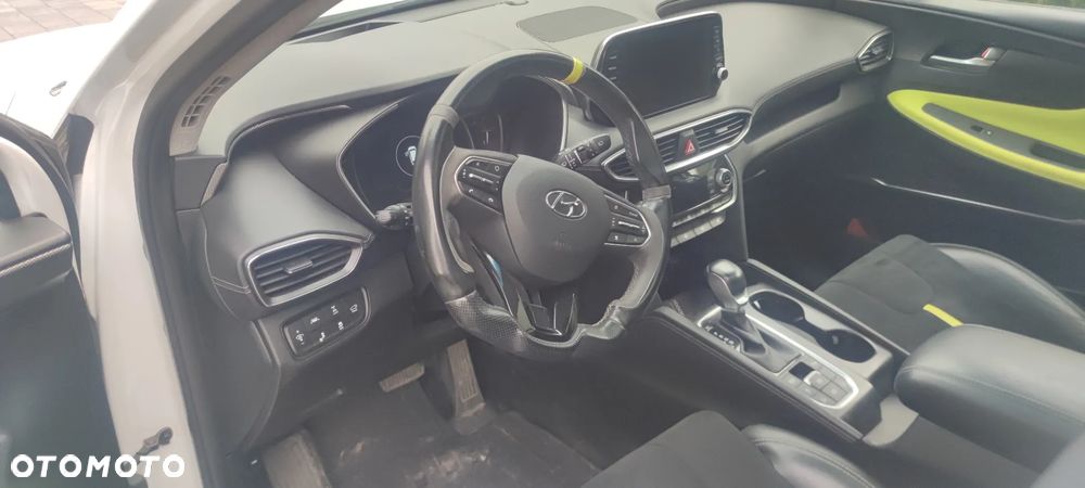 Hyundai Santa Fe 2.0 CRDi Platinum 4WD - 16