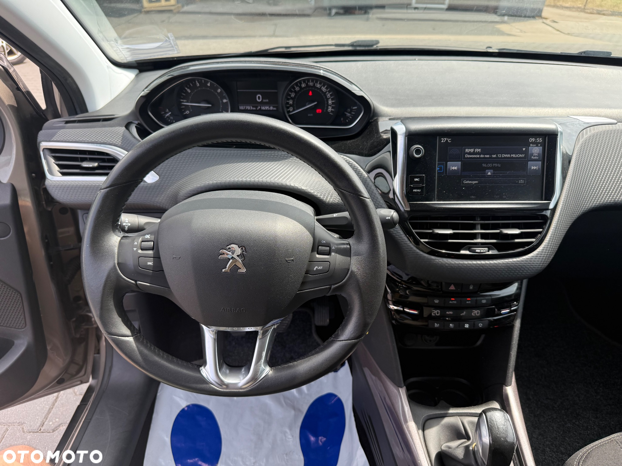 Peugeot 2008 1.2 Pure Tech Access EU6 - 31