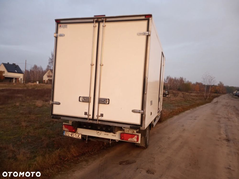 Mercedes-Benz Sprinter - 8