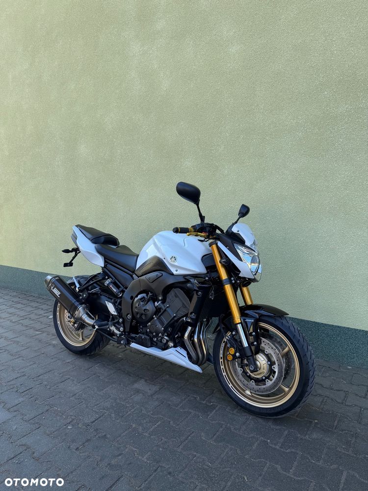 Yamaha FZ8 - 1