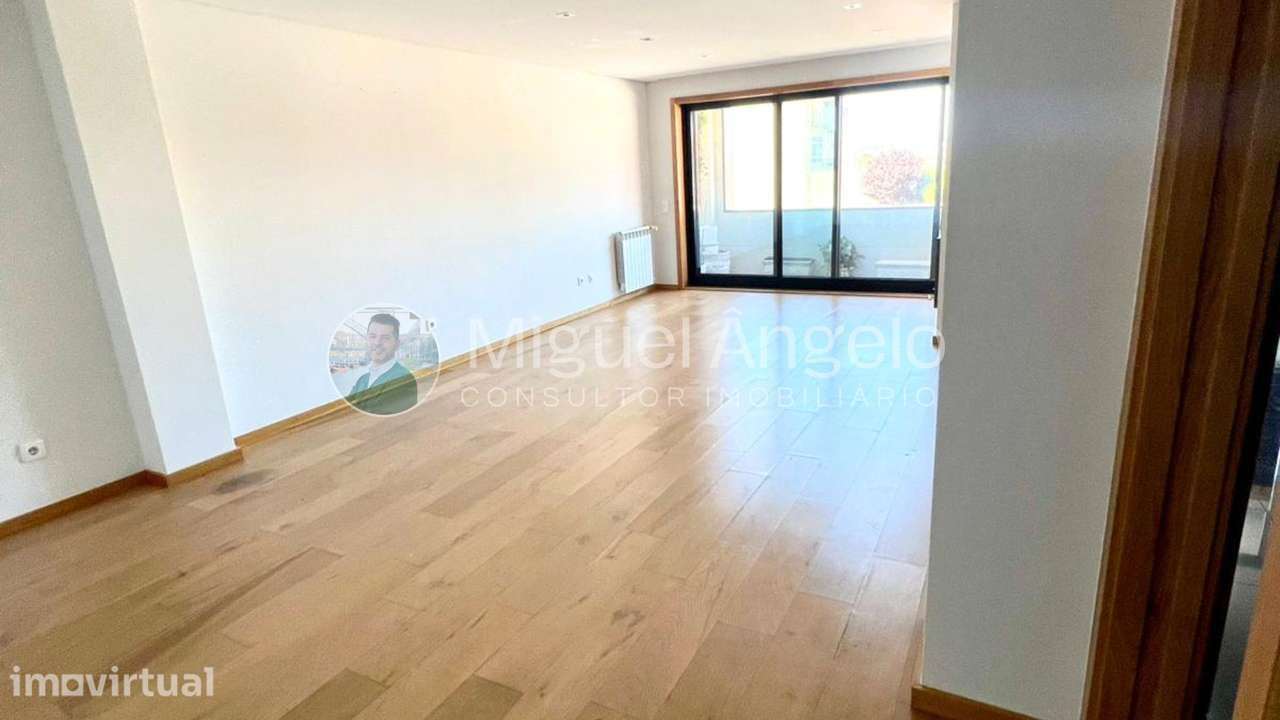 T2+1 com garagem, excelentes áreas em Canelas, Vila Nova de Gaia - Grande imagem: 2/18