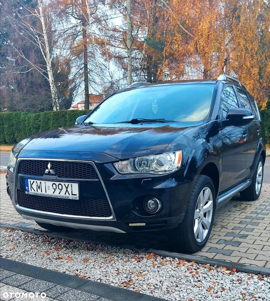 Mitsubishi Outlander 2.0 DID Intense + - 4