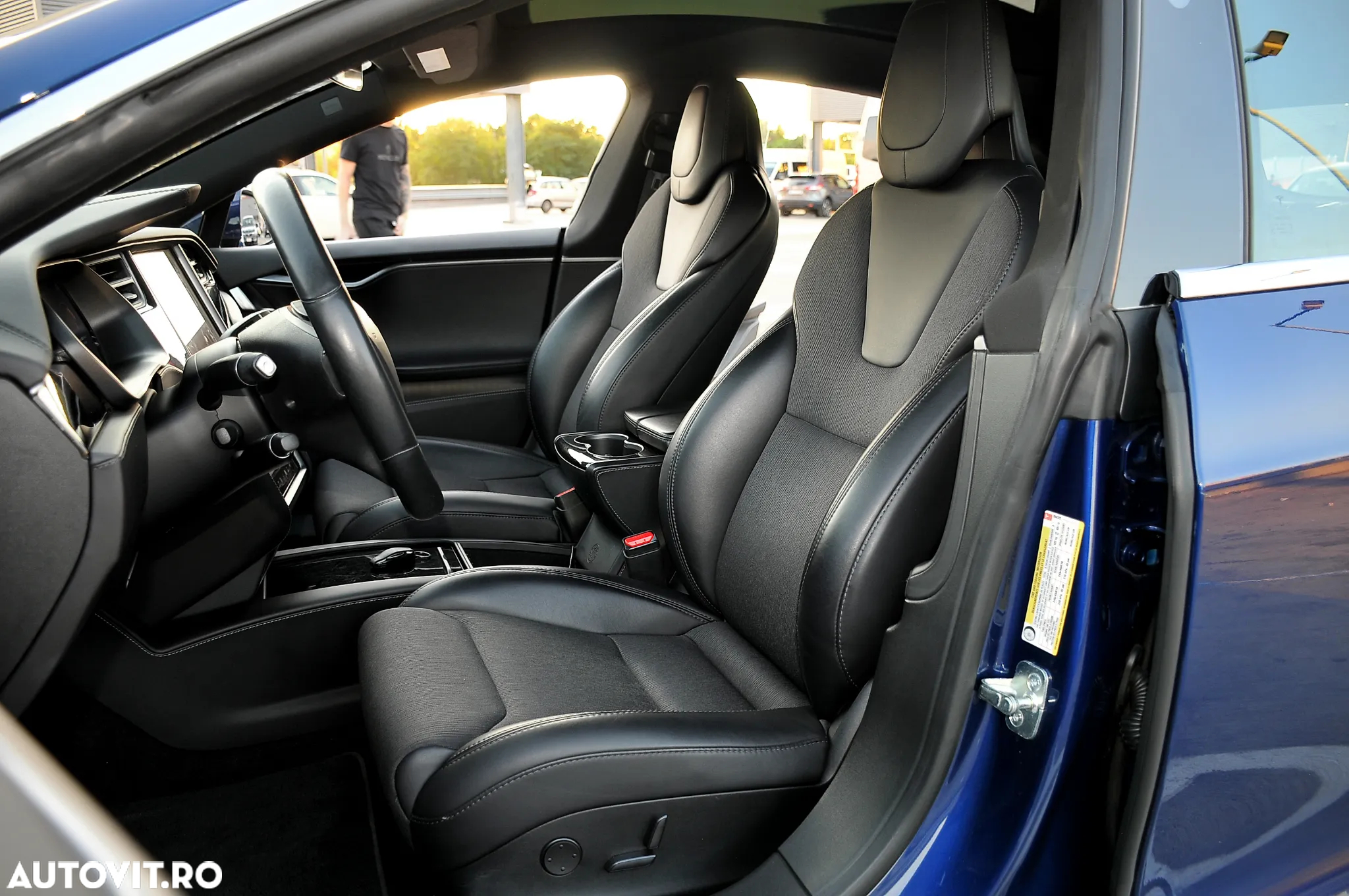 Tesla Model S Standard - 17