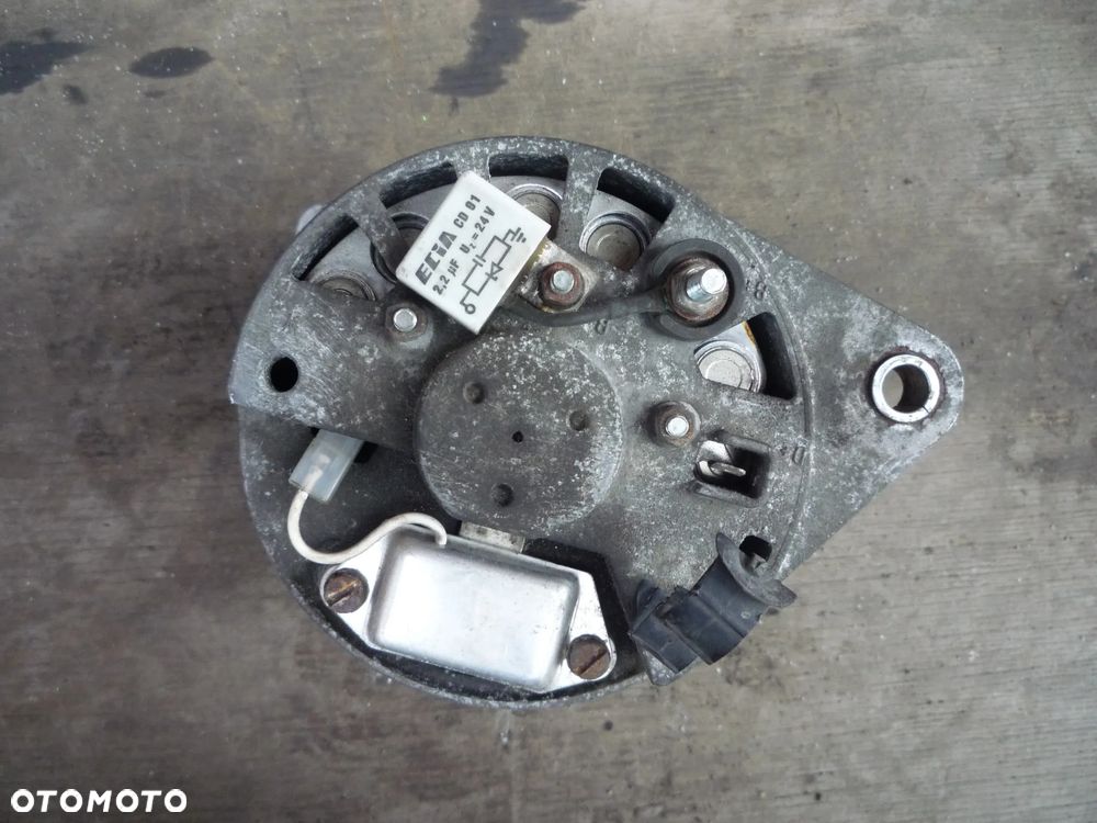 SKODA FELICIA 1.3 ALTERNATOR - 4