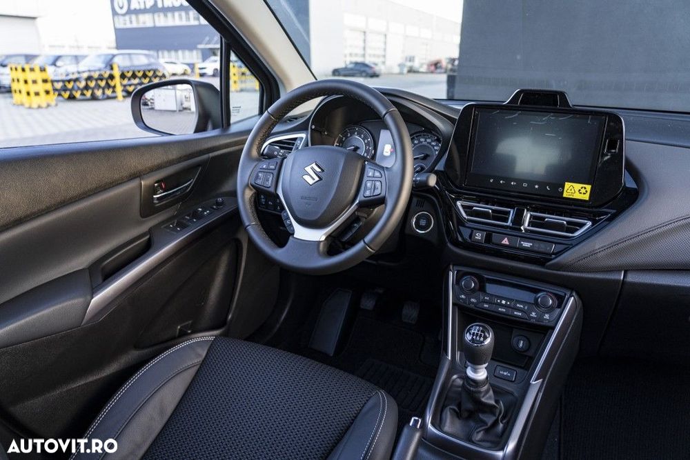 Suzuki S-Cross - 16