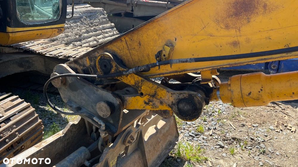 JCB Js 220 - 34