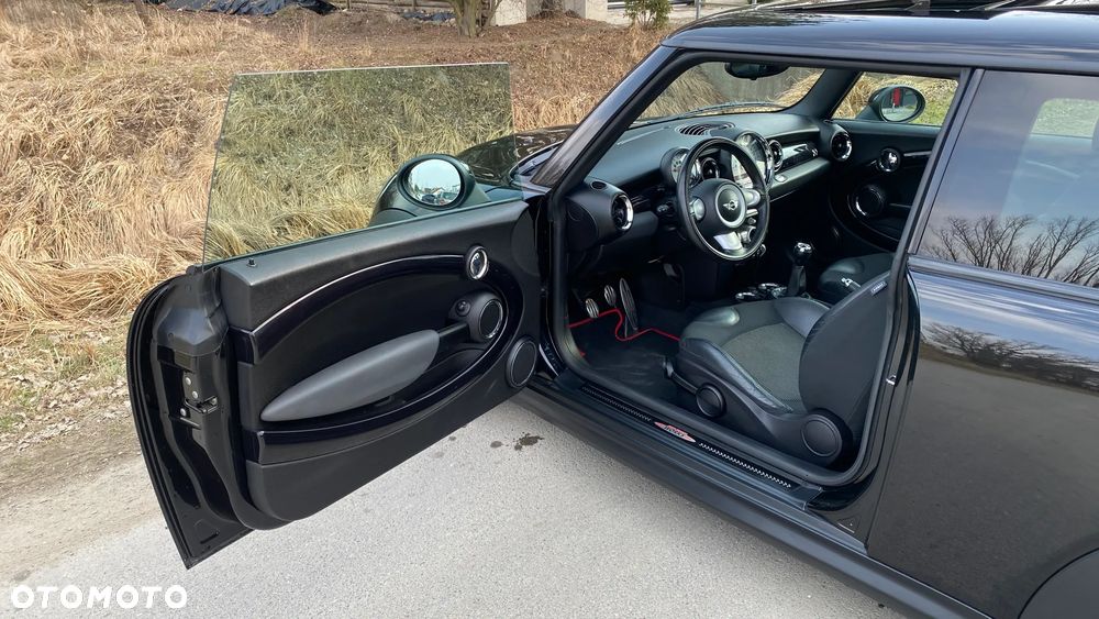 MINI John Cooper Works - 12