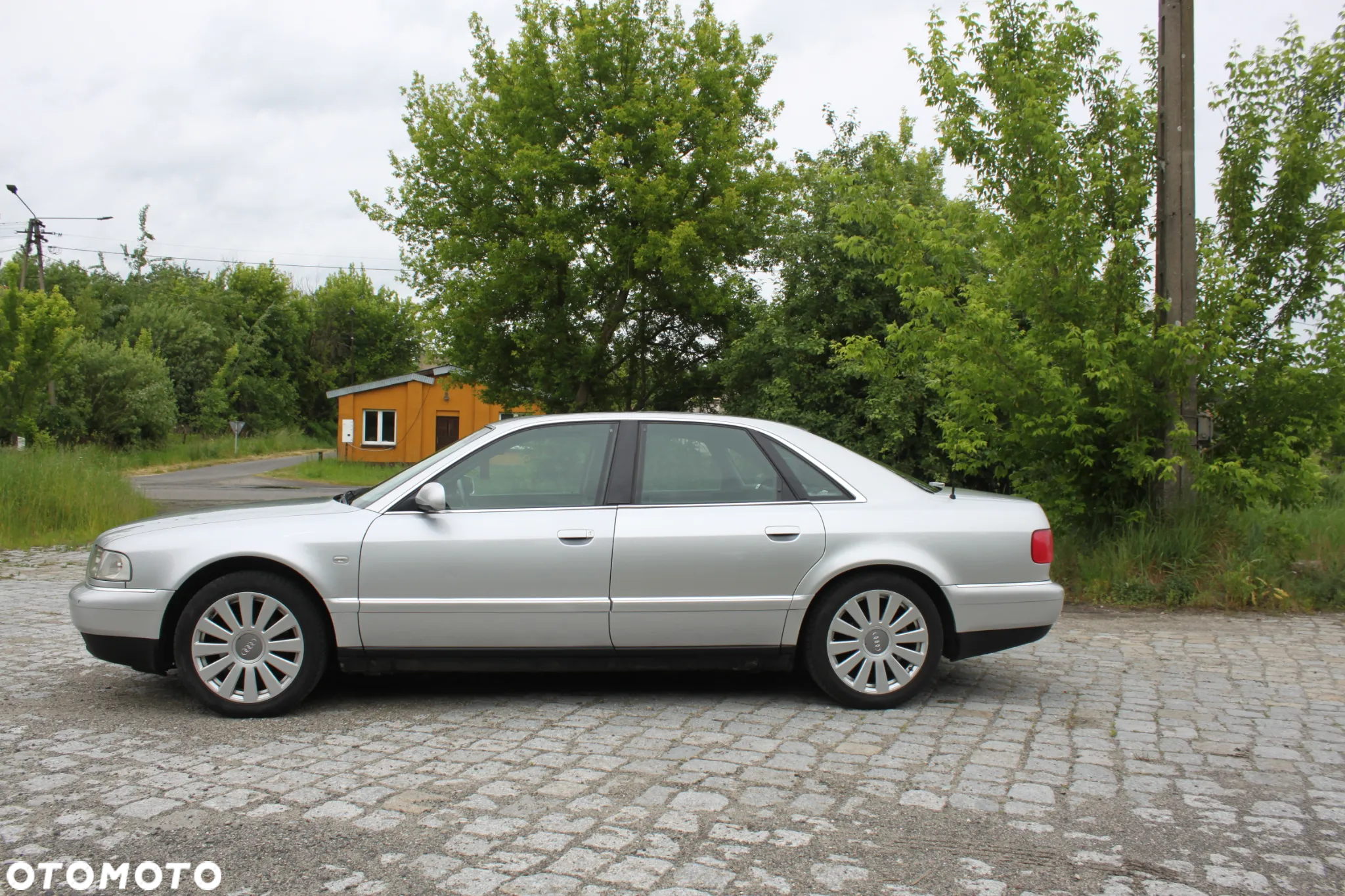 Audi A8 - 7