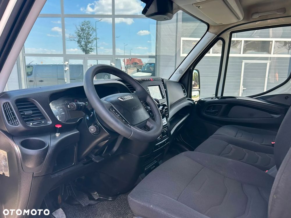 Iveco Daily 40C21 35C21 3.0 HPI L3H2 Średniak **Blokada mostu**KLIMA**Hak 3,5t.**NA BLIŹNIAKACH**Sprowadzony**2014R** - 12