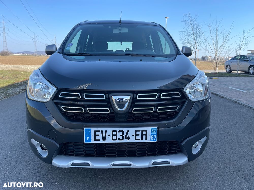Dacia Lodgy 1.2 TCe 115 CP Stepway - 26