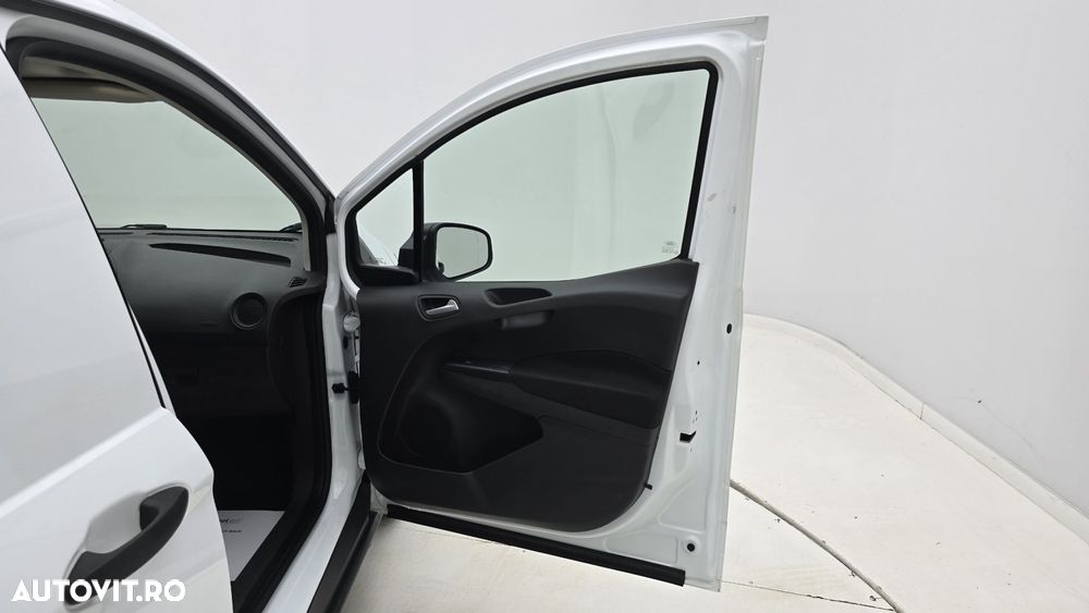 Ford Transit - 18