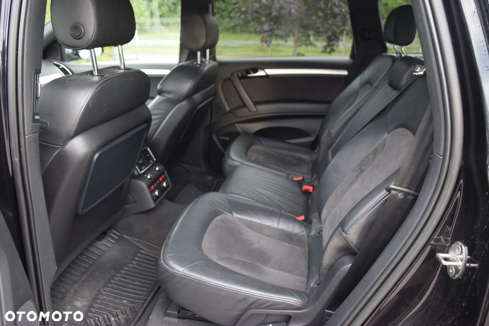 Audi Q7 3.0 TDI Quattro Tiptr - 32
