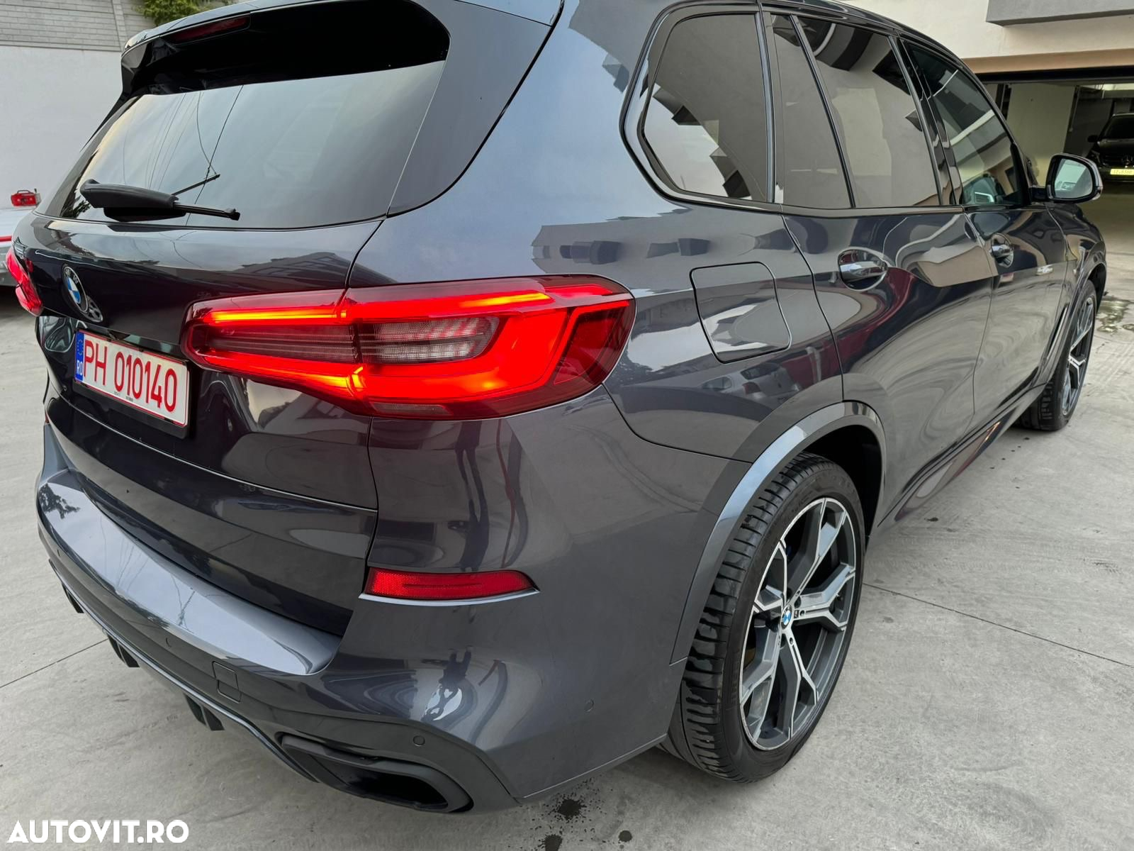 BMW X5 M M50d - 12
