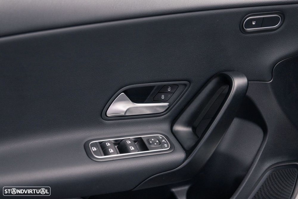 Mercedes-Benz A 200 Standard - 42