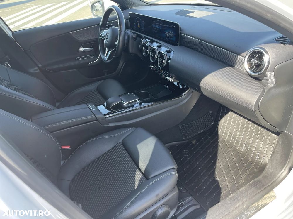 Mercedes-Benz A - 26