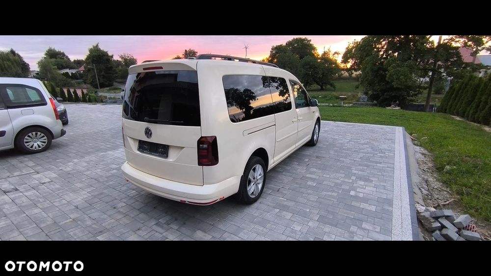 Volkswagen Caddy 2.0 (7-Si.) Maxi Highline - 4