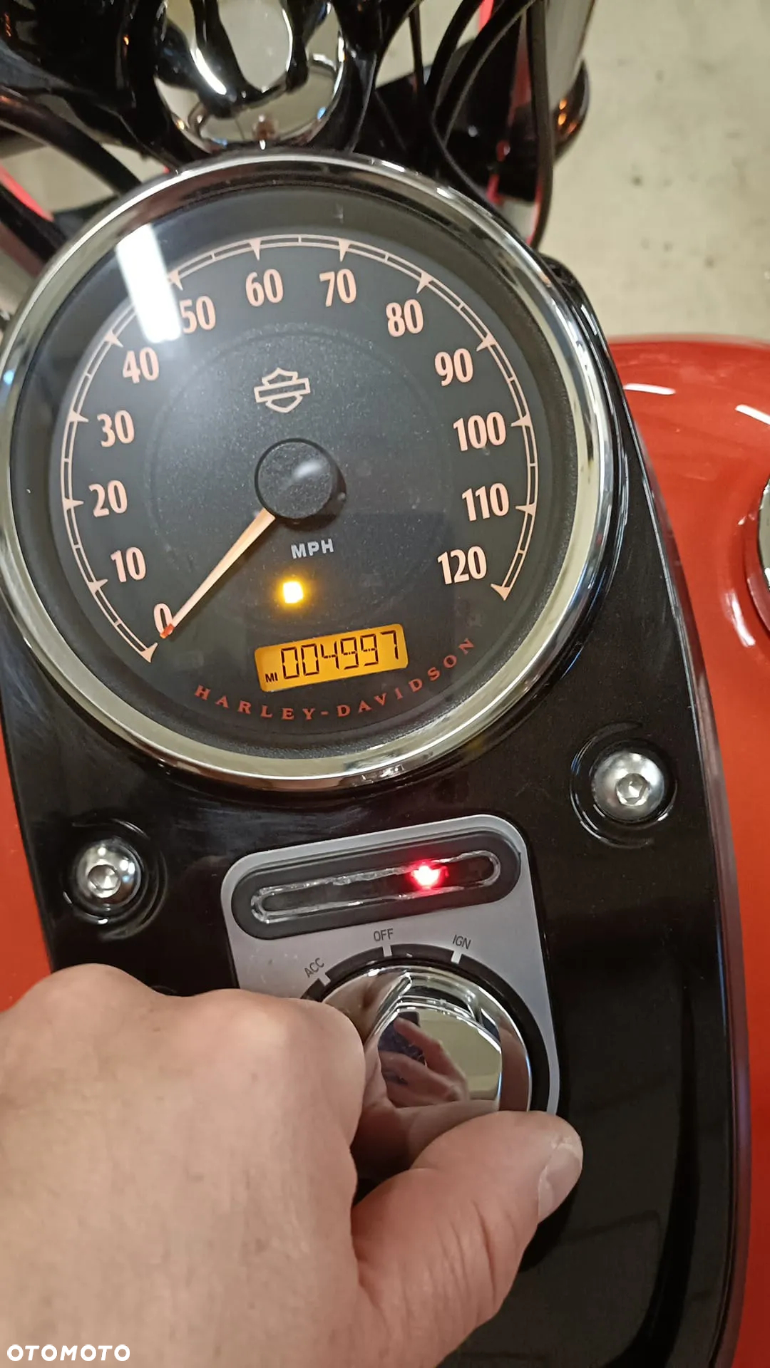 Harley-Davidson Dyna Fat Bob - 41