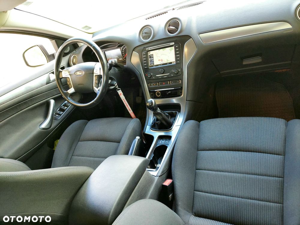 Ford Mondeo 2.0 Titanium X - 13