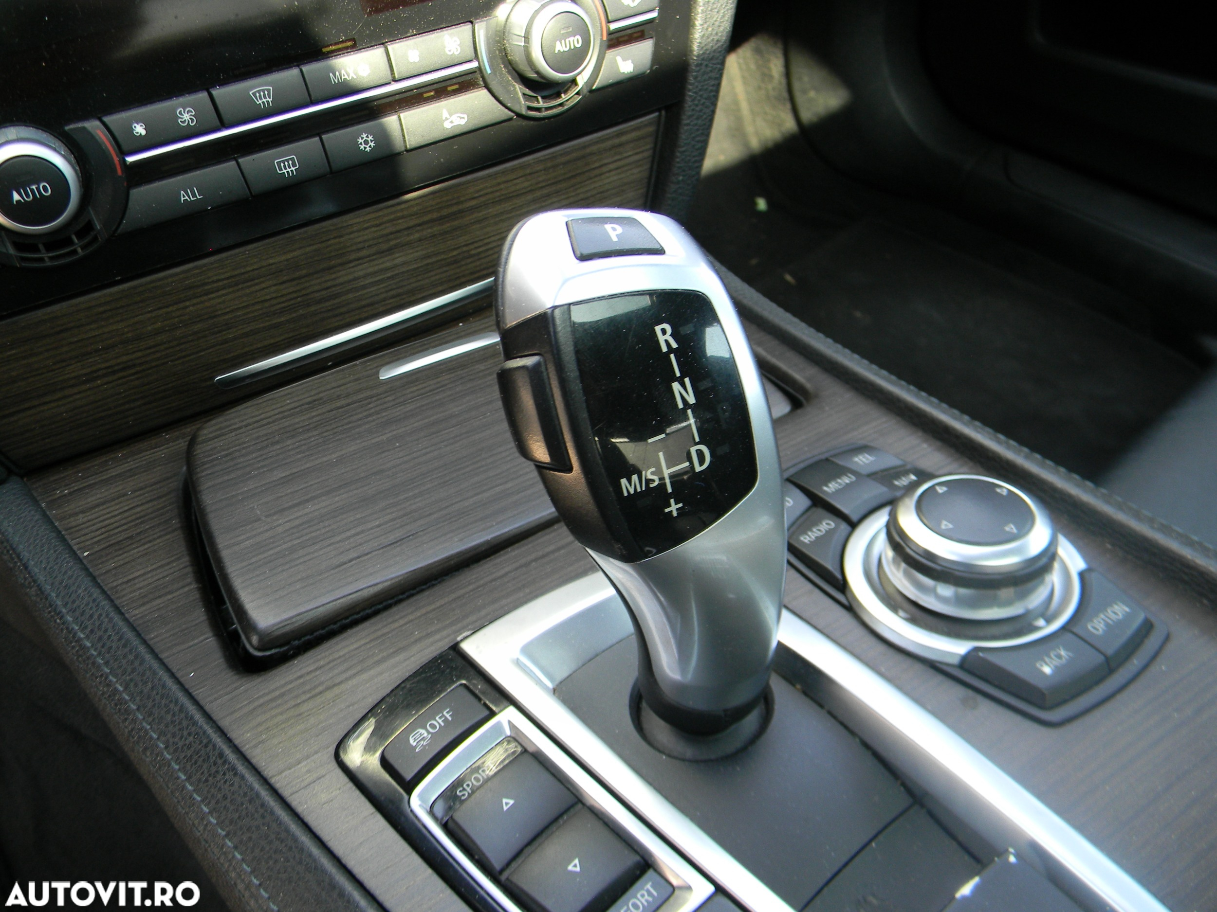 Dezmembrari  BMW 7 (F01, F02, F03, F04)  2008  > 2015 750 i Benzina - 24