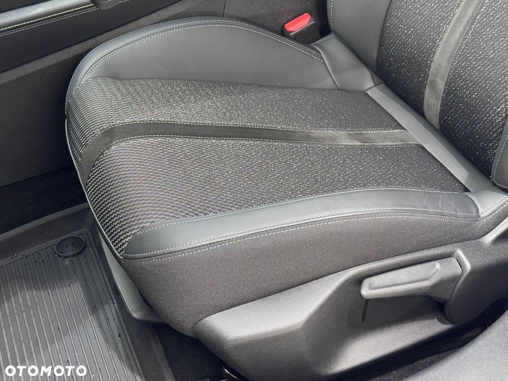 Peugeot 308 1.2 PureTech GT S&S EAT8 - 11