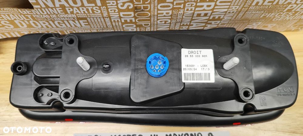 LAMPA TYLNA PRAWA MOVANO MASTER III - 10