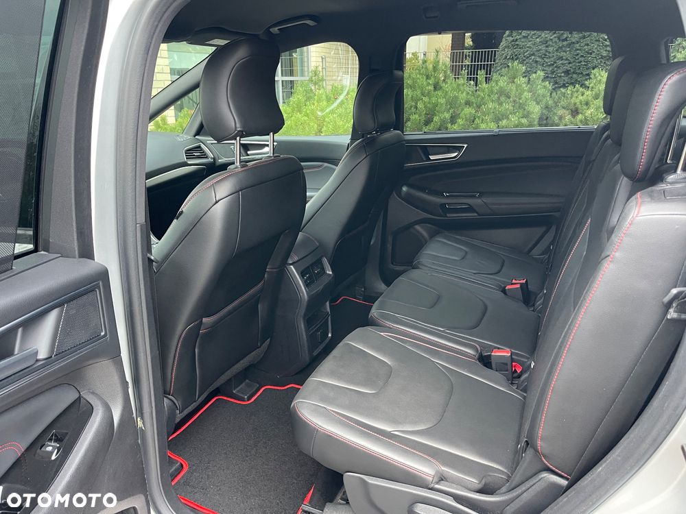 Ford S-Max - 24