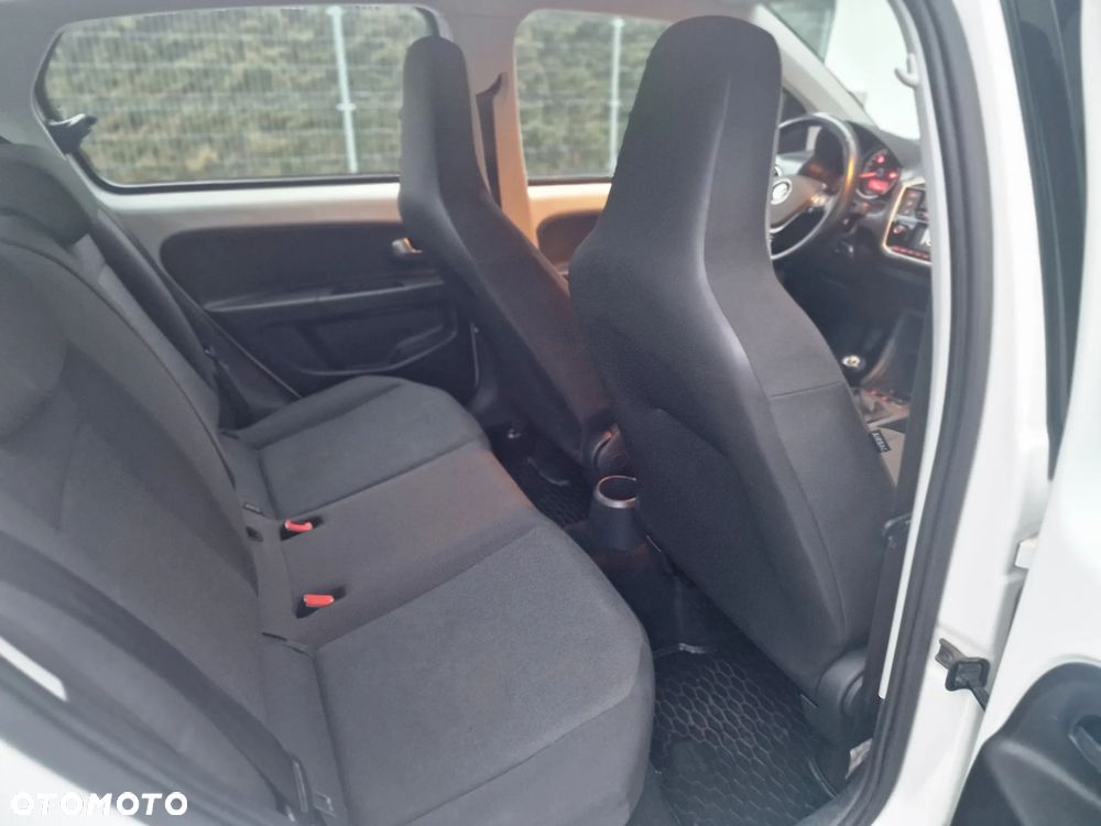 Volkswagen up! - 13