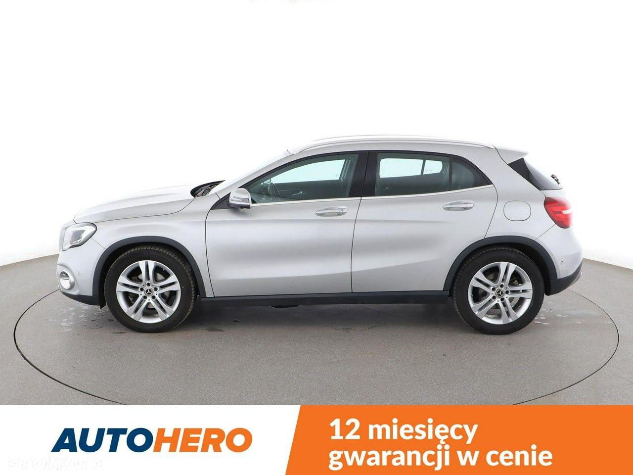 Mercedes-Benz GLA 200 Urban - 2