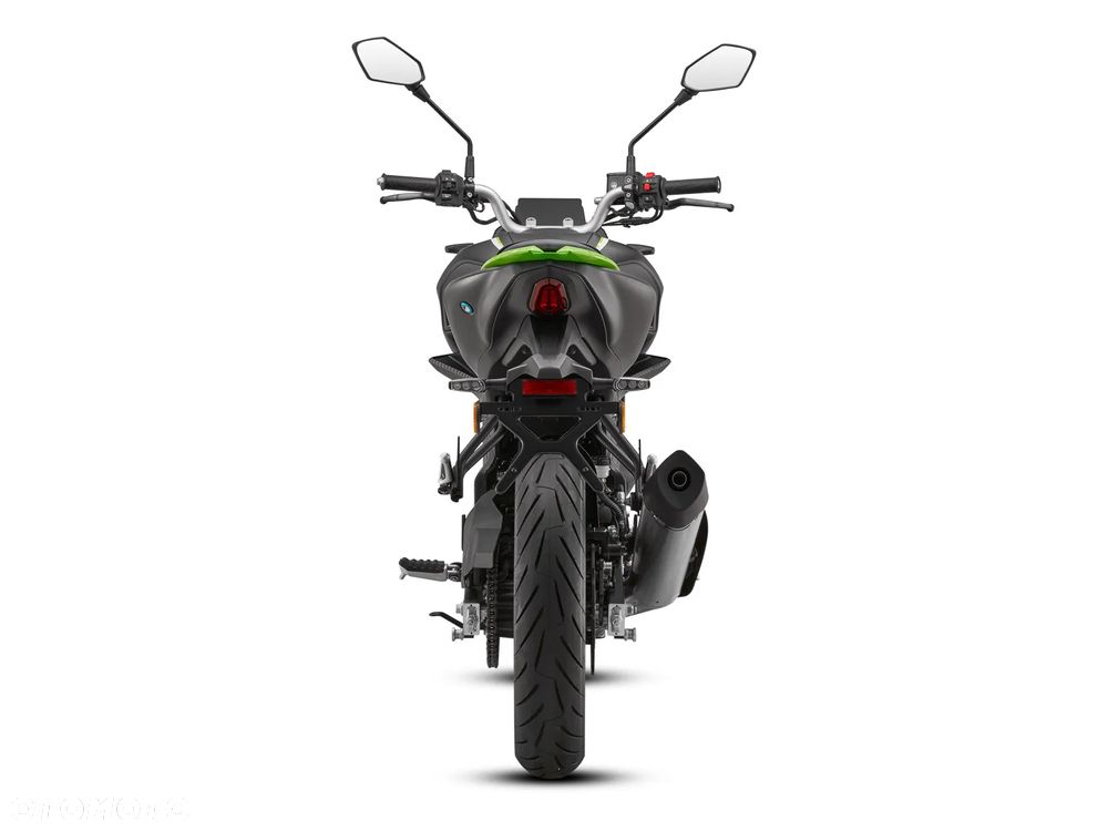 QJMOTOR SRK 125S - 7