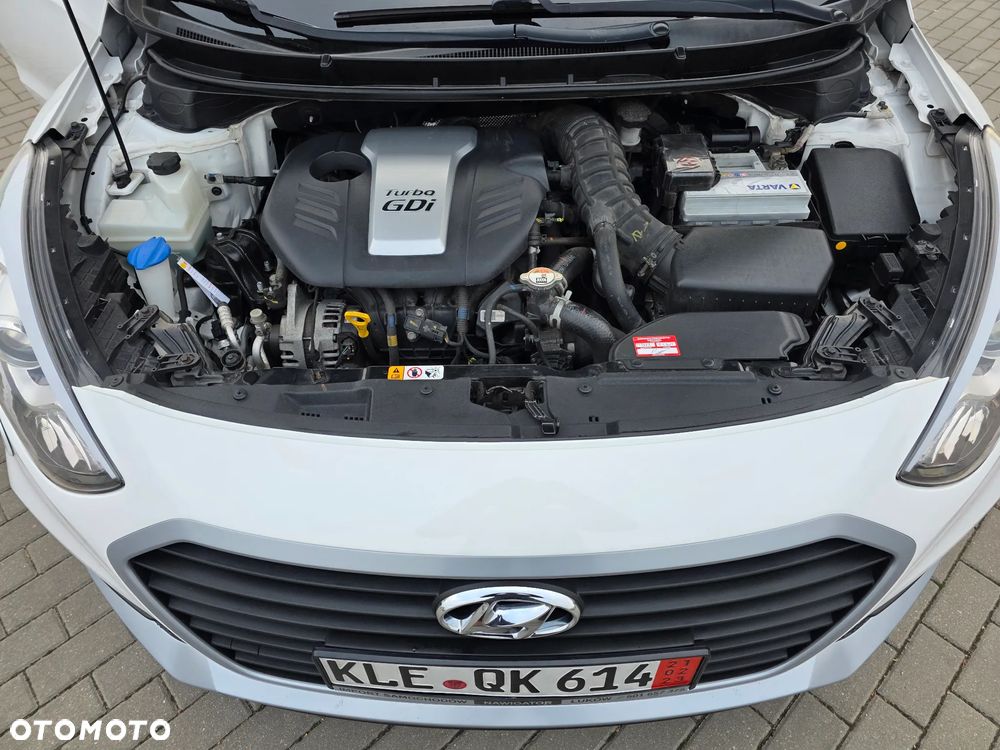 Hyundai i30 1.6 T GDI Turbo - 26