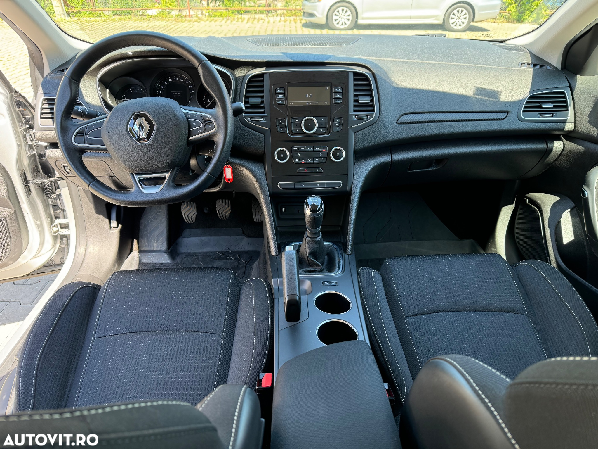 Renault Megane BLUE dCi Zen - 2