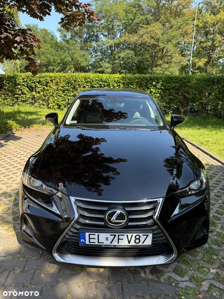 Lexus IS 200t / 300 Elegance - 1