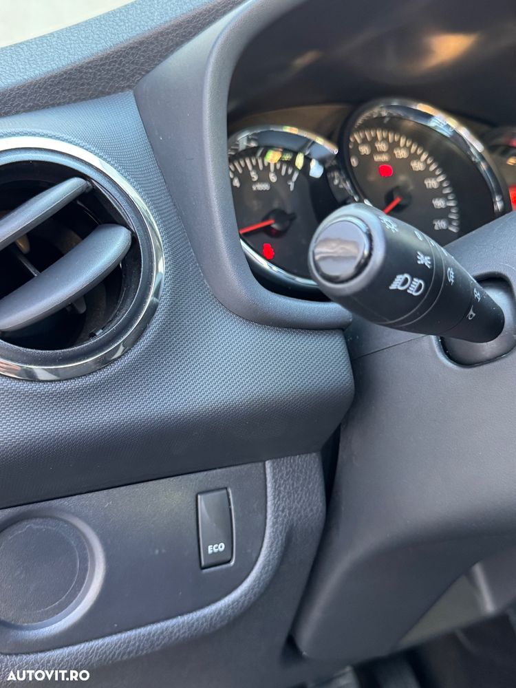 Dacia Sandero - 16