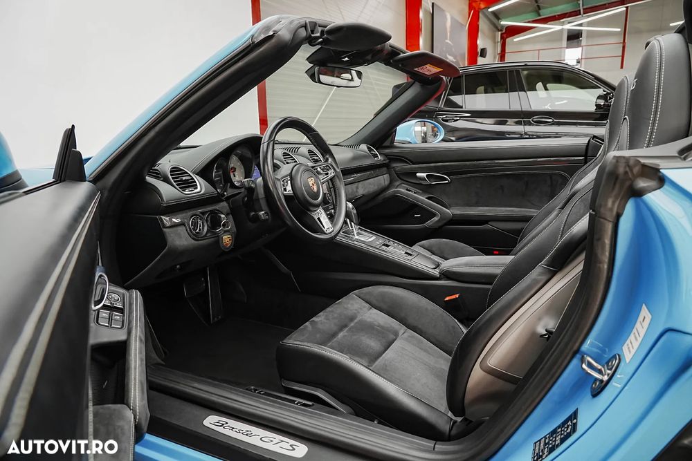 Porsche Boxster 718 GTS PDK - 3