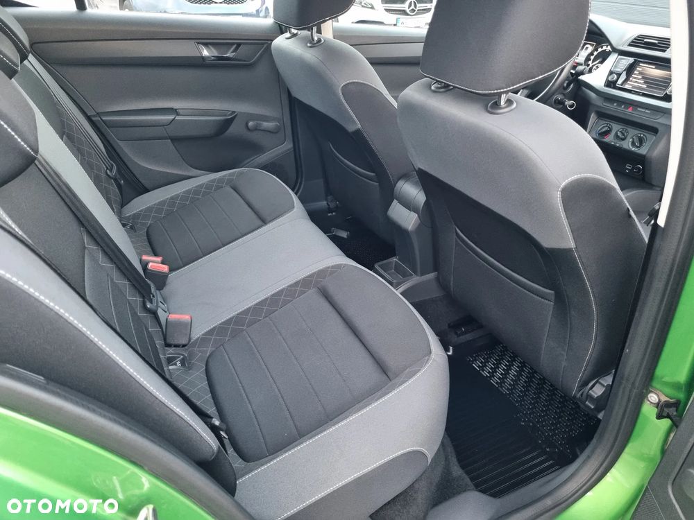 Skoda Fabia - 15