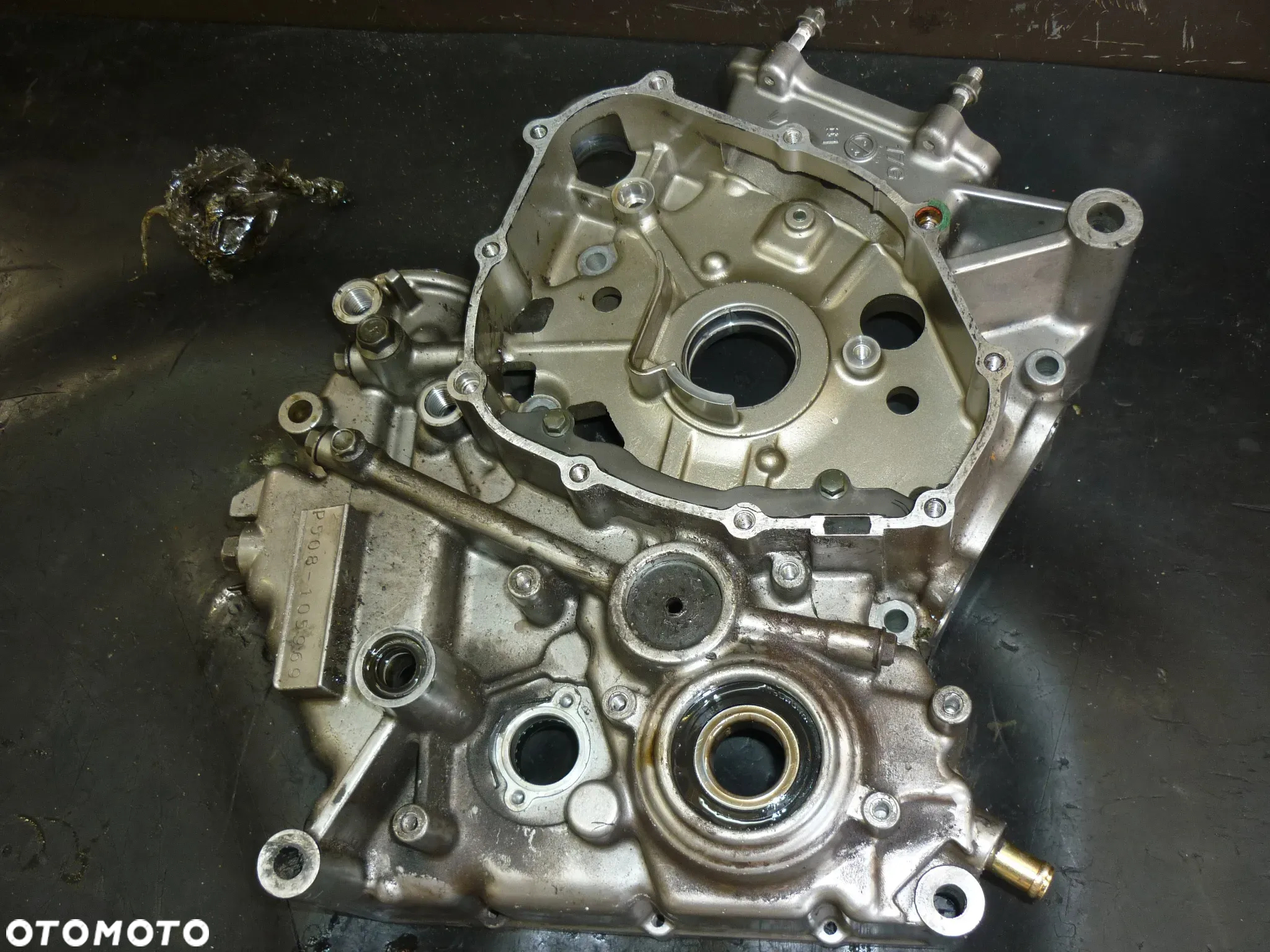Silnik na części pokrywa wałek Suzuki SV 650 rok 2004 - 34