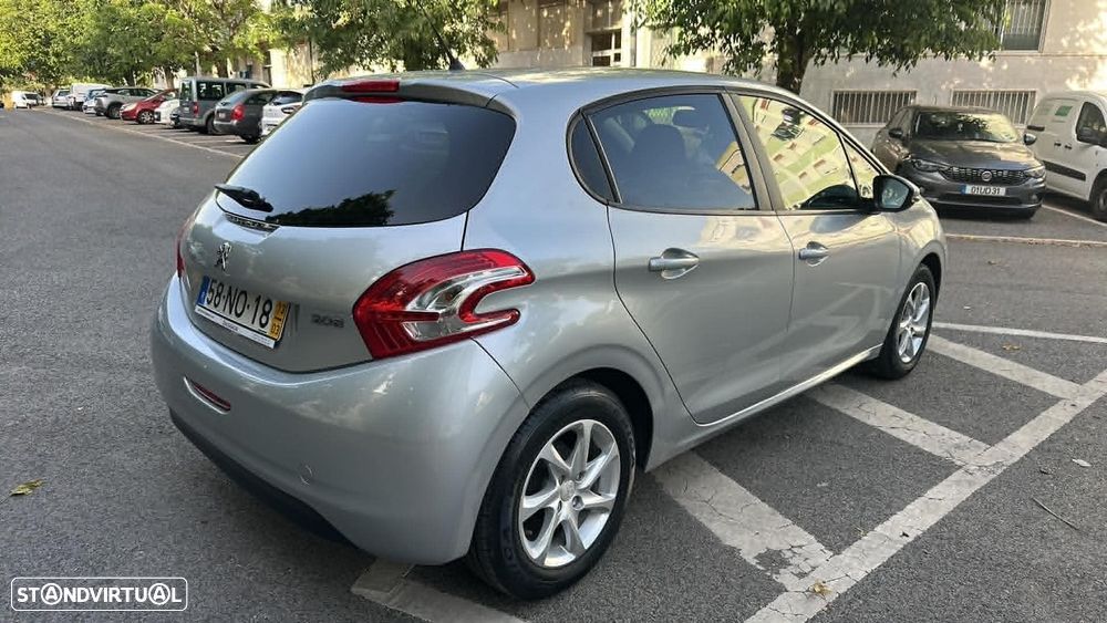 Peugeot 208 1.2 VTi Active - 5
