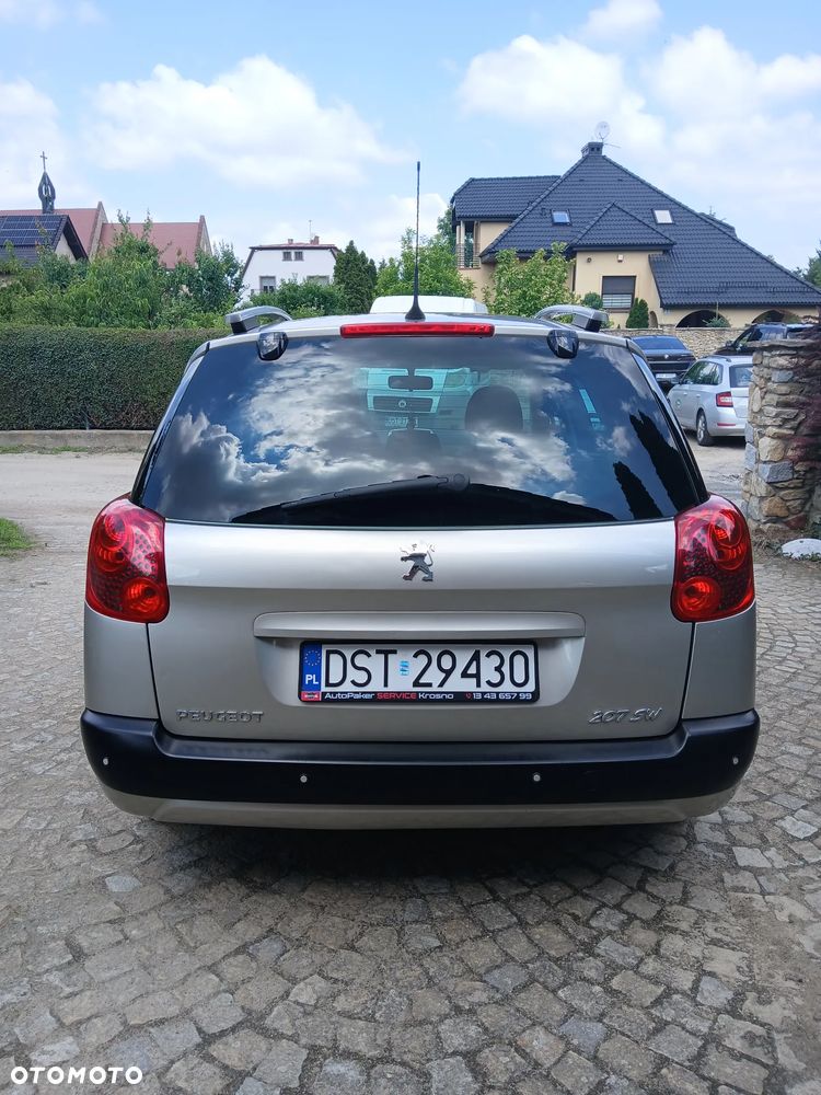 Peugeot 207 1.4 16V Trendy - 6