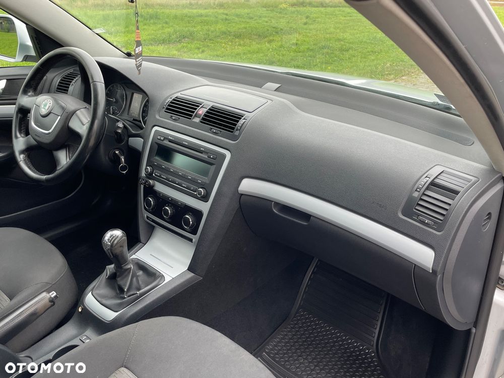 Skoda Octavia 2.0 TDI DPF Ambition - 9