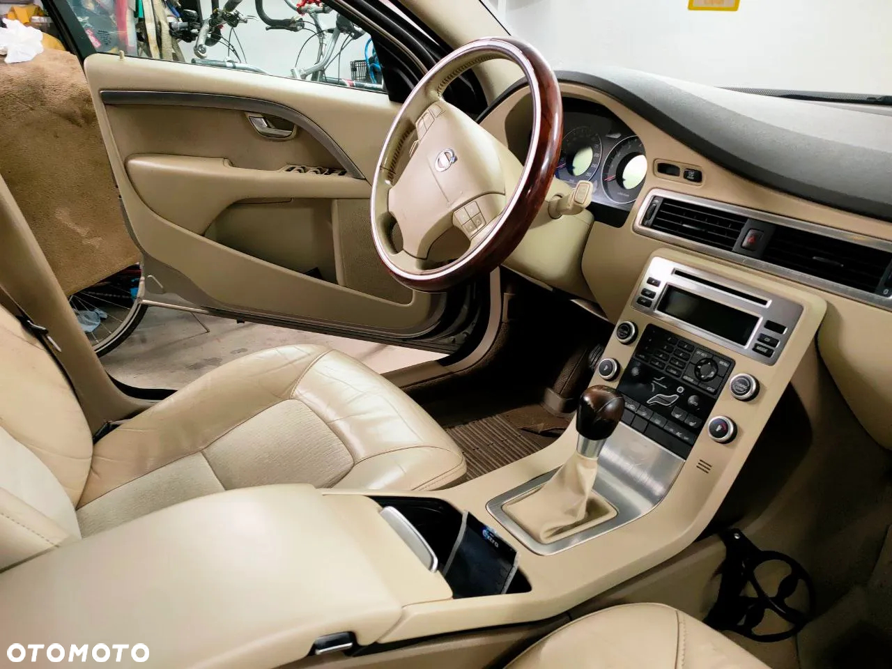 Volvo V70 2.0 Momentum - 13